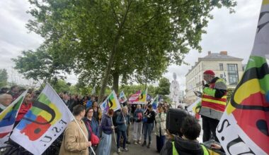300 personnes rassemblées à Nantes, 150 à Saint-Nazaire pour défendre le service public