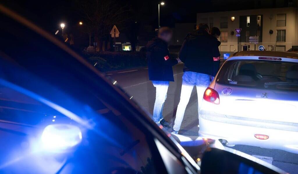 Fortement alcoolisé, il menace passants et clients d’un bar avec un cutter à Nantes