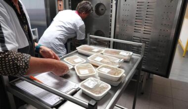 Malgré l’interdiction, le plastique est toujours utilisé dans les cantines scolaires de Rennes
