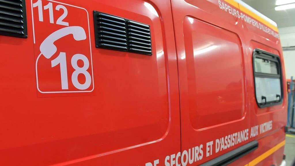 Près de Nice : les flammes ravagent un chalet après l’incendie d’une voiture hybride en