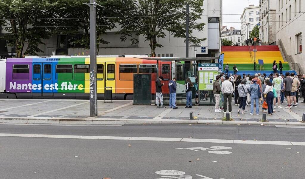 Les Marches des fiertés inaugurées à Nantes