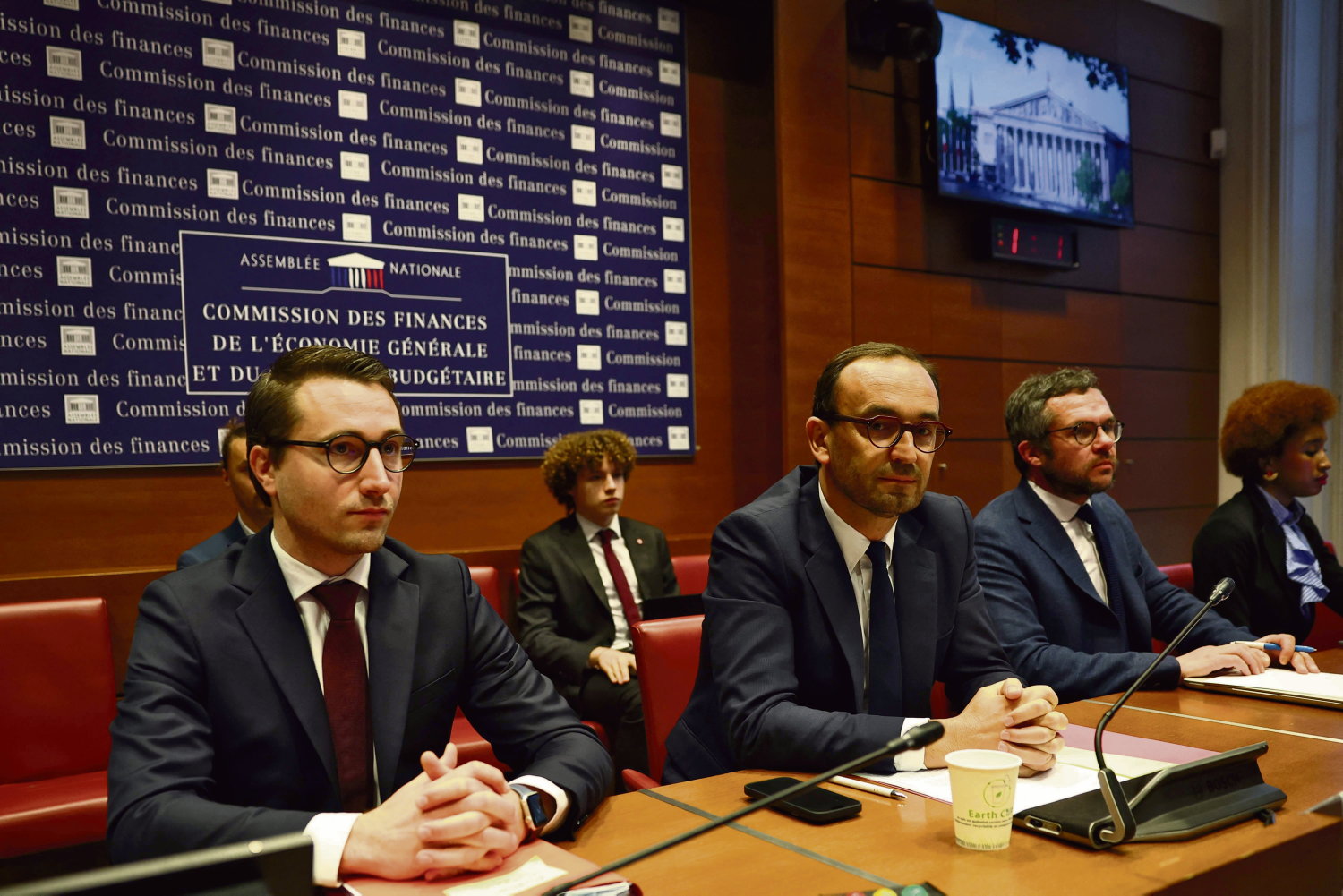 Face au mépris de Stérin, les députés saisissent le procureur de la République