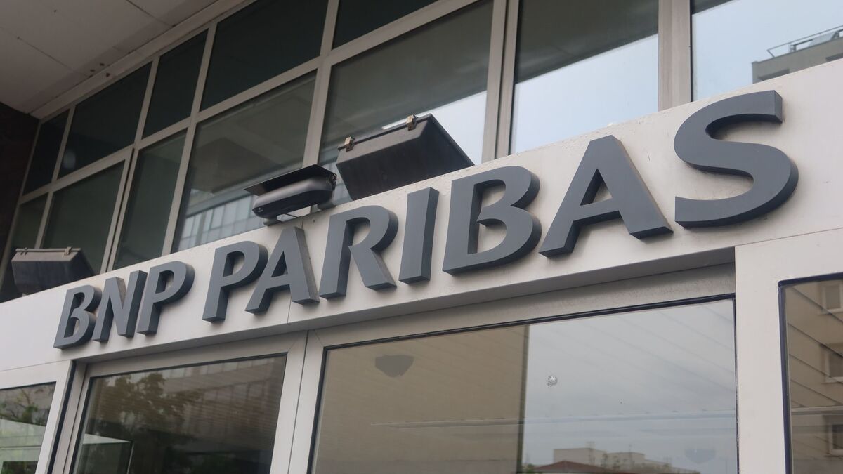 Employés confinés, BRI sur place : à Montreuil, mystérieux tirs sur la façade d’un bâtiment de la BNP