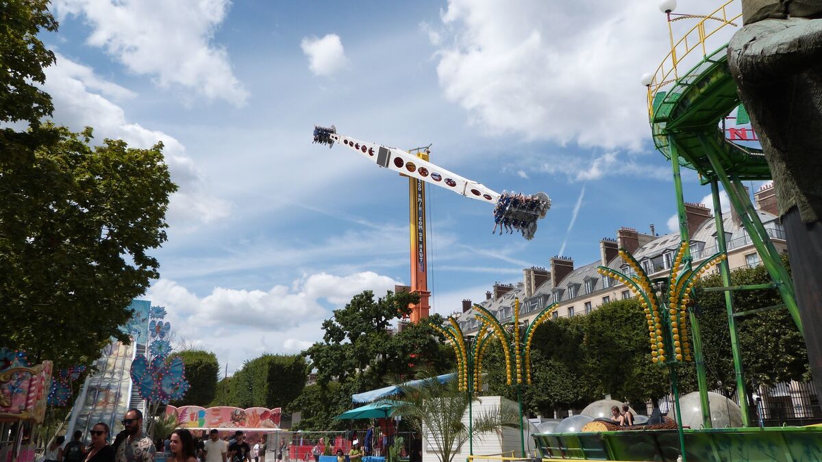 Paris : au jardin des Tuileries, y a-t-il trop de fêtes ?