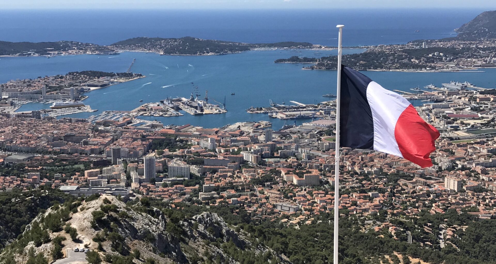 TOULON : Saisie de drogue sur un navire de commerce au large du port de Sète