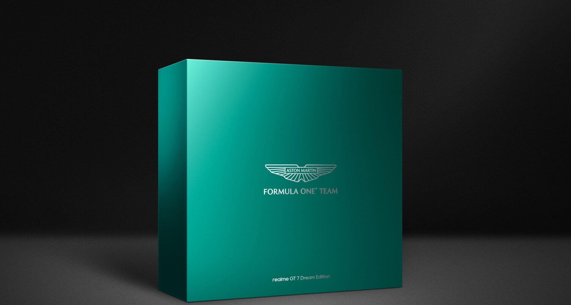 Realme s'associe à Aston Martin pour Realme GT 7 Dream Edition