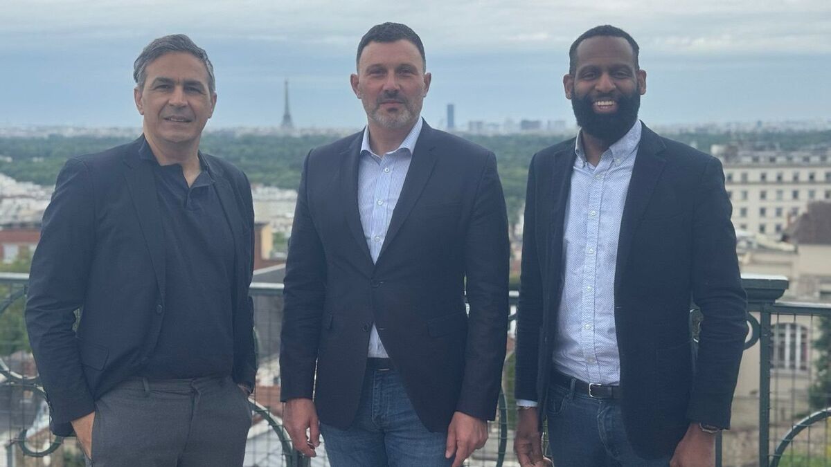 Suresnes : à un an des municipales, les trois groupes d’opposition s’allient contre le maire