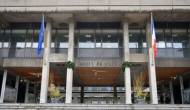 Grenoble : test salivaire, manifestation, plainte… un conseil municipal sous haute tension
