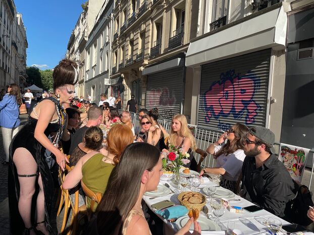 Les transformistes du cabaret La Barbichette ont animé la soirée. LP/C.H.