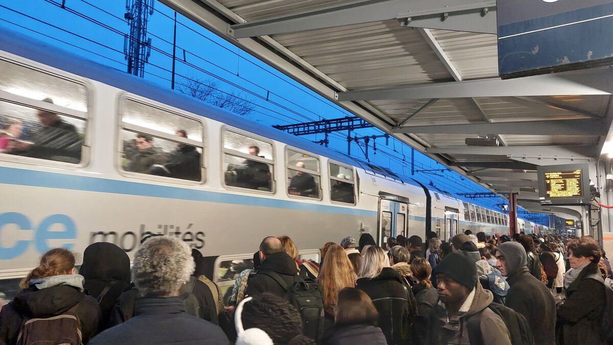 Grève SNCF : RER B, RER C, Transilien… des perturbations à prévoir dès lundi 5 mai en Île-de-France