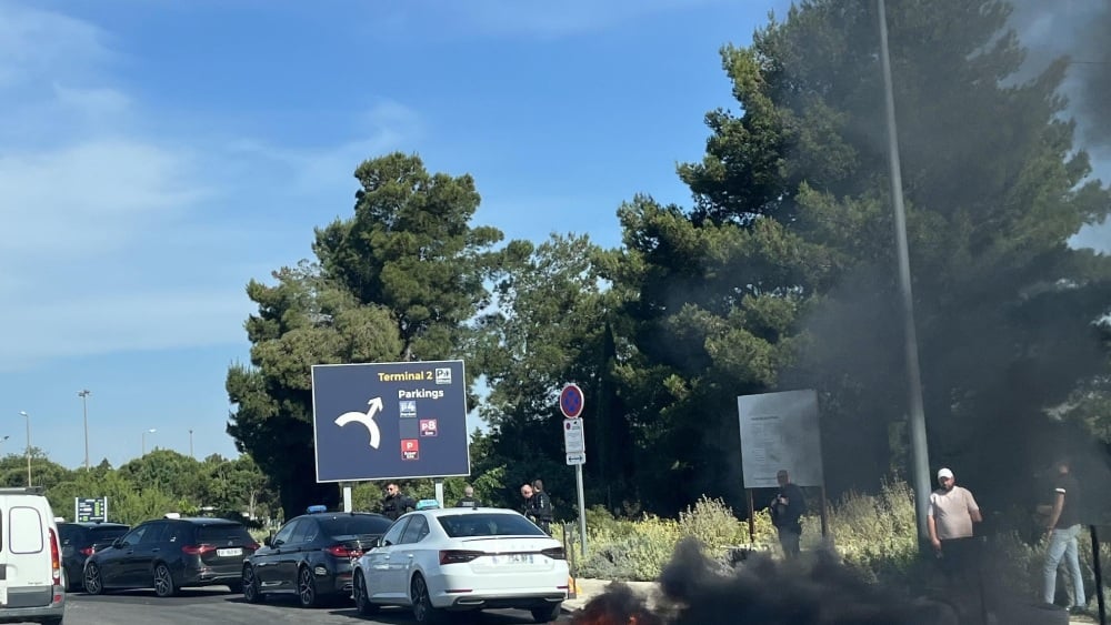 Un chauffeur de taxi renversé par un automobiliste ce mercredi matin à l'aéroport Marseille Provence
