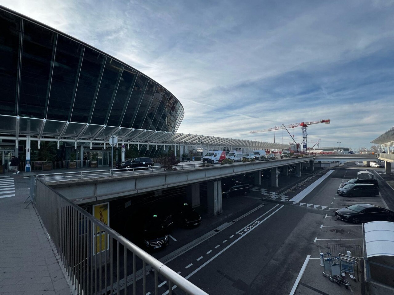Nice. Un homme de 34 ans meurt brutalement à l'aéroport Nice Côte d'Azur