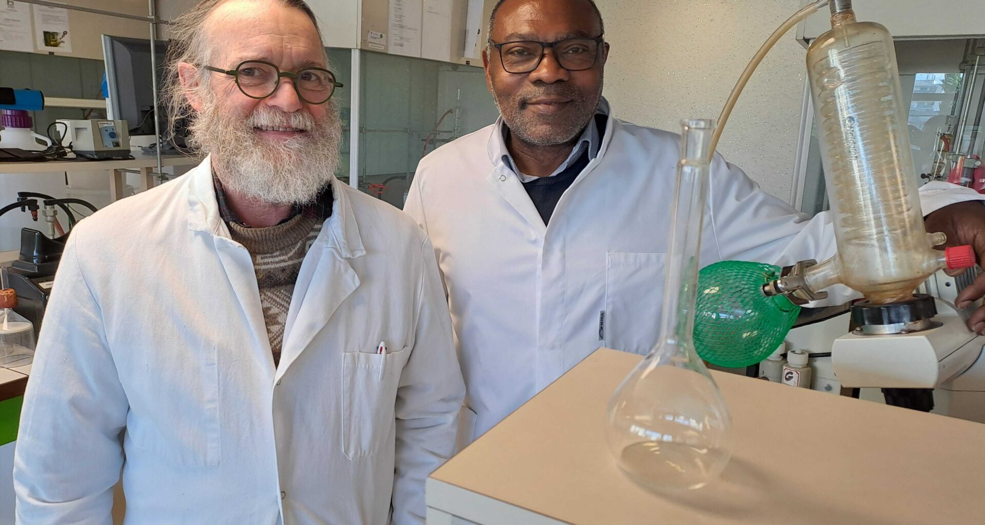 L'Université de Bordeaux crée une licence de cosmétique « verte »