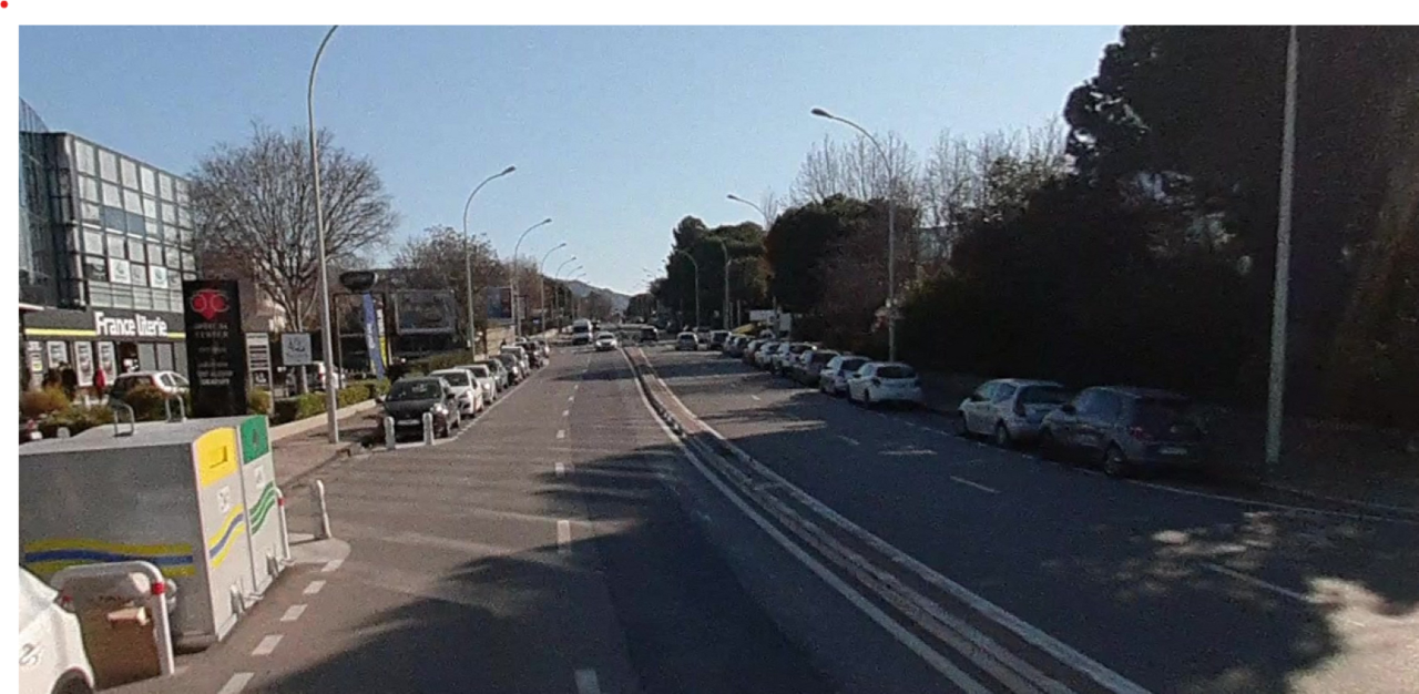 Marseille. Sur cette avenue "dangereuse", un accident entre deux-roues fait plusieurs blessés
