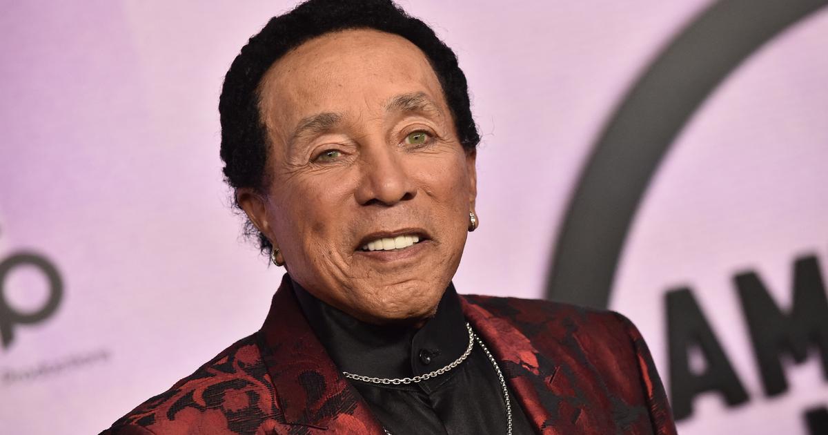 Smokey Robinson accusé de viols et d’agressions sexuelles par des anciennes femmes de ménage