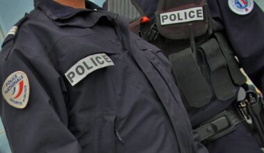 Grenoble. Son appartement dégage une odeur suspecte, il jette la marchandise par la fenêtre