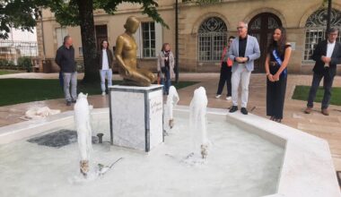 L’emblématique statue de la Pomme d’amour est revenue dans cette ville du Lot-et-Garonne