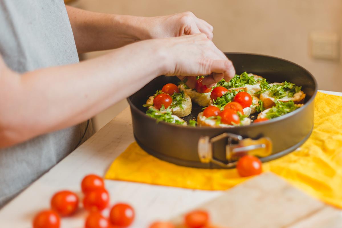 Un gastro-entérologue nous empresse de nous débarrasser de ces 2 ustensiles de cuisine "toxiques"
