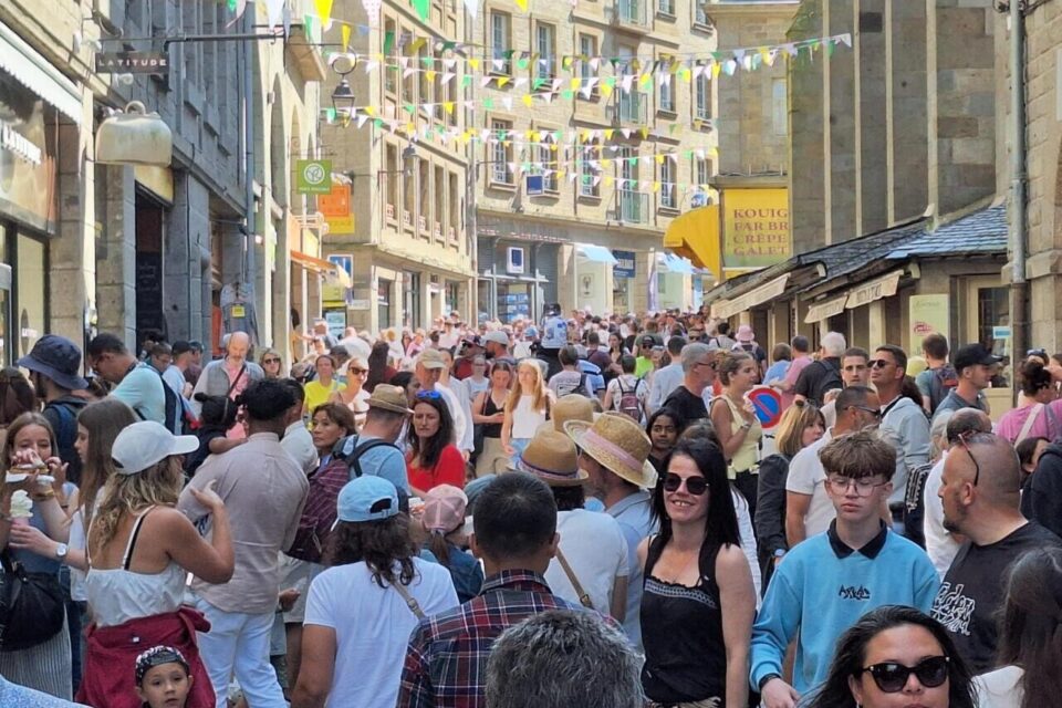 La rue Porcon de la Barbinais, goulot d'étranglement inévitable Intra-Muros.