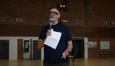 Après le Stade de France et les Champs-Elysées, la Grande dictée de Rachid Santaki (re)débarque près de Rouen