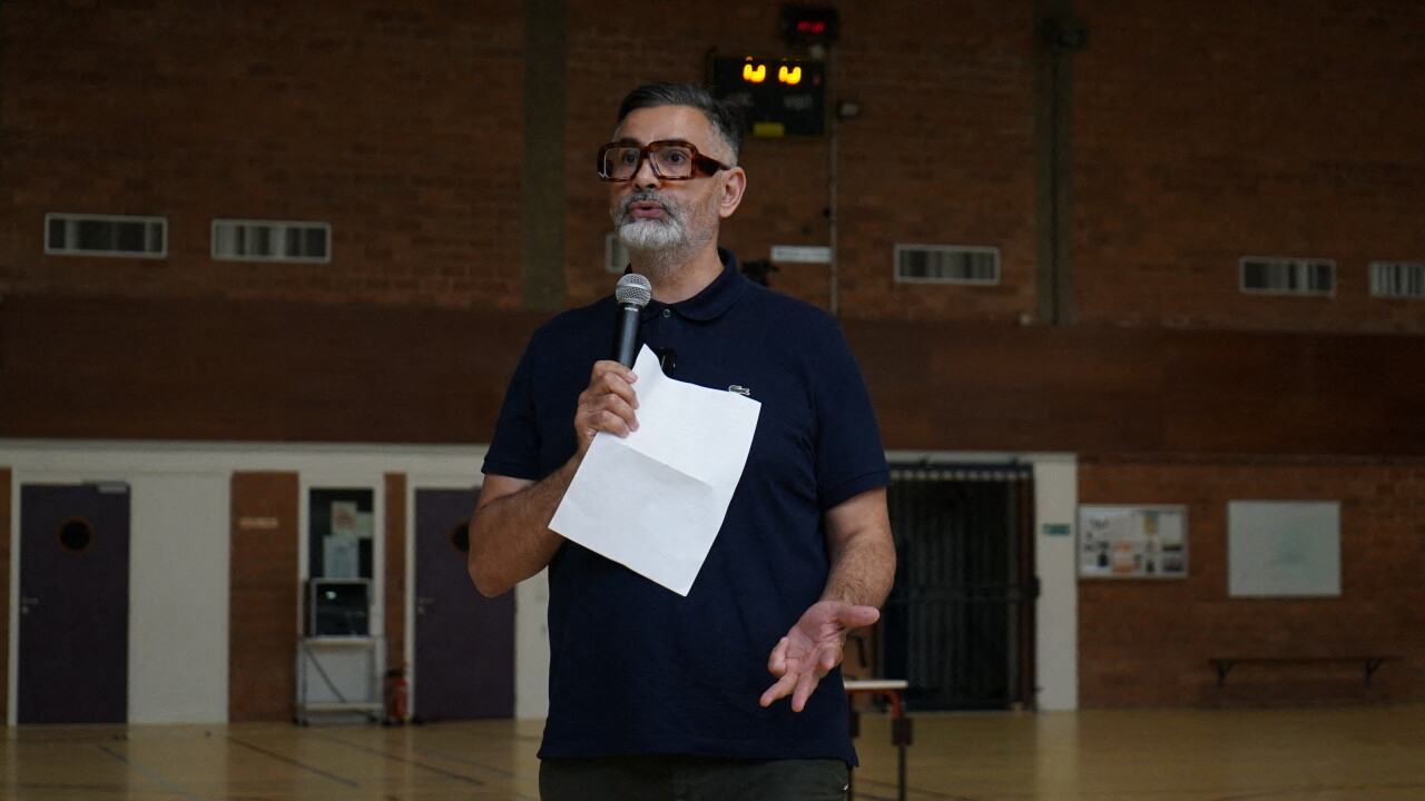 Après le Stade de France et les Champs-Elysées, la Grande dictée de Rachid Santaki (re)débarque près de Rouen