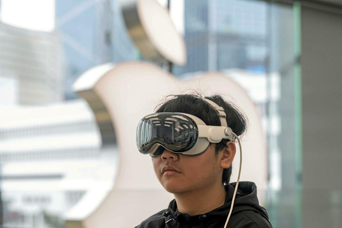 un an après, ces acheteurs regrettent leur casque Vision Pro à 3 500 dollars