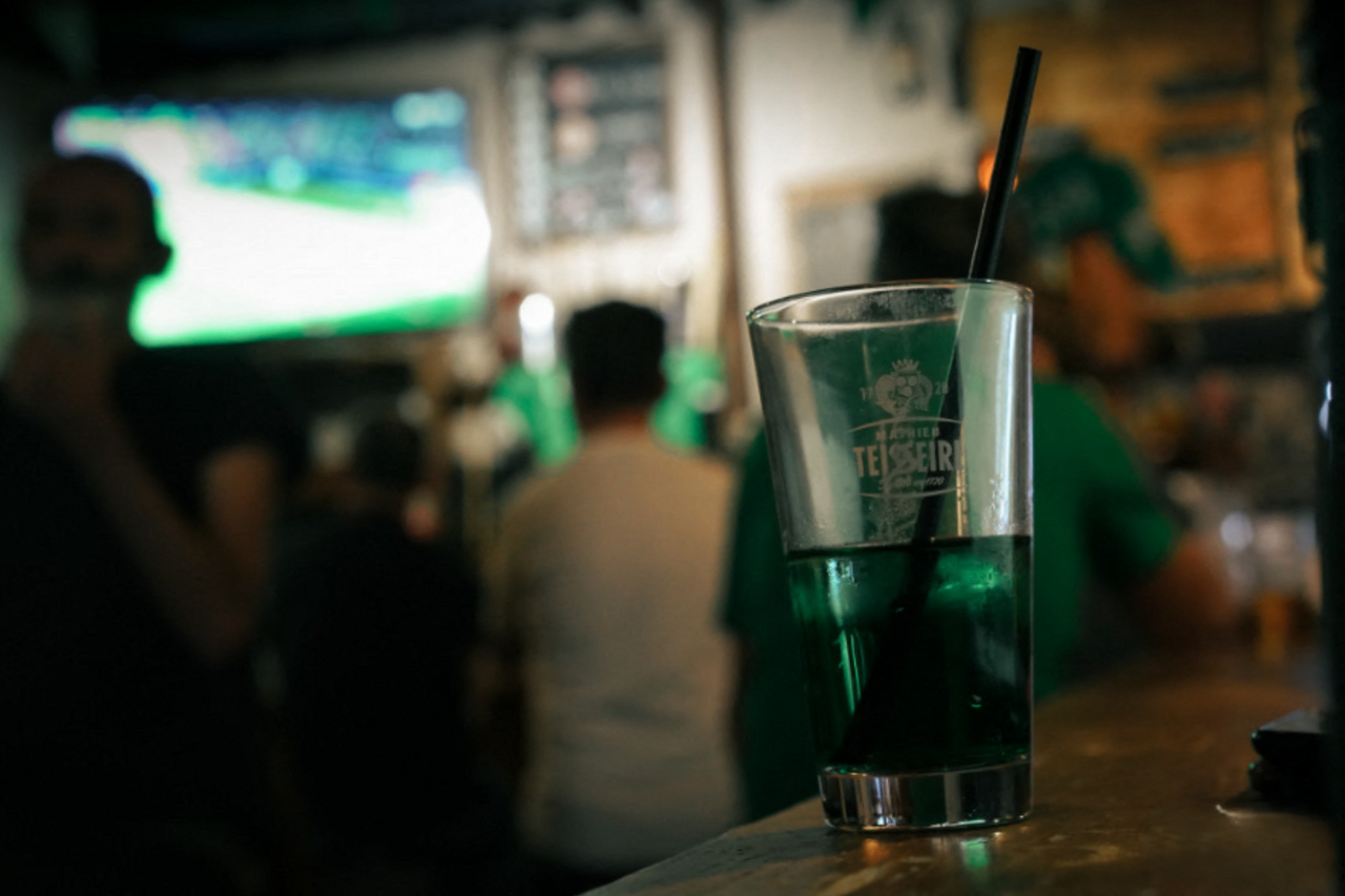 pourquoi samedi soir sera une soirée "déjantée" dans les bars de Saint-Etienne