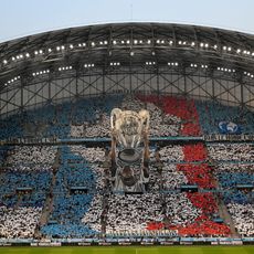 Un tifo à l'effigie de Basile Boli, héros de la finale de la Ligue des champions 1993, le 27 mai 2023, au Vélodrome.