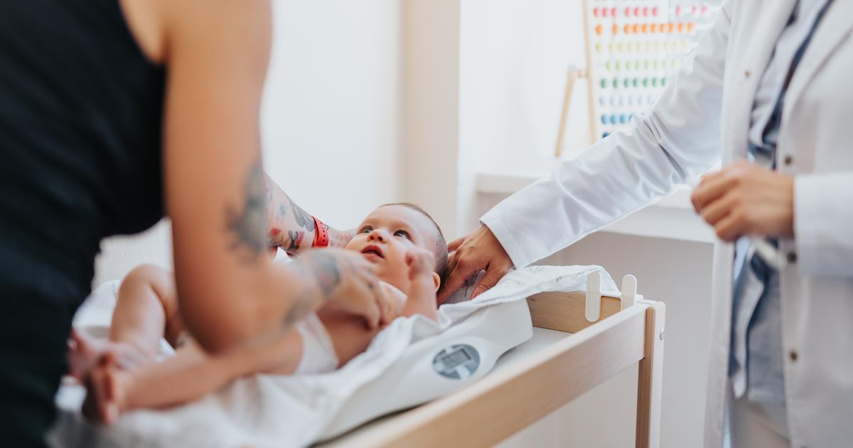 un bébé soigné par une thérapie génique sur mesure, une première