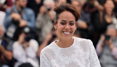 CANNES 2025. Amel Bent métamorphosée, elle ose la transparence dans un ensemble dentelle bohème ravissant