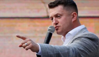Tommy Robinson, figure de l’extrême droite britannique, va être libéré de prison