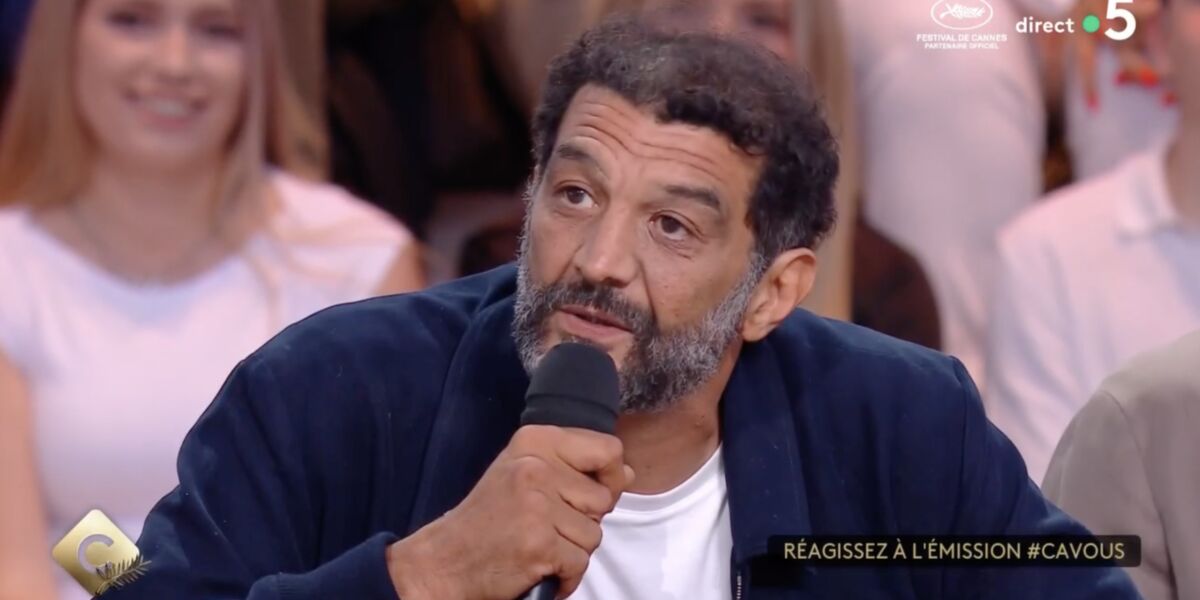 "Ça va pas, tu veux qu'on arrête ?" Anne-Elisabeth Lemoine enchaîne les bourdes dans C à vous, Ramzy Bédia se moque