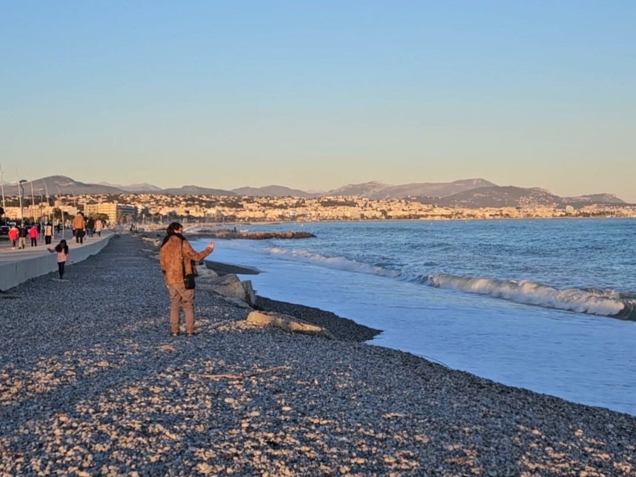 ces deux plages fermées d'urgence pour un danger sanitaire
