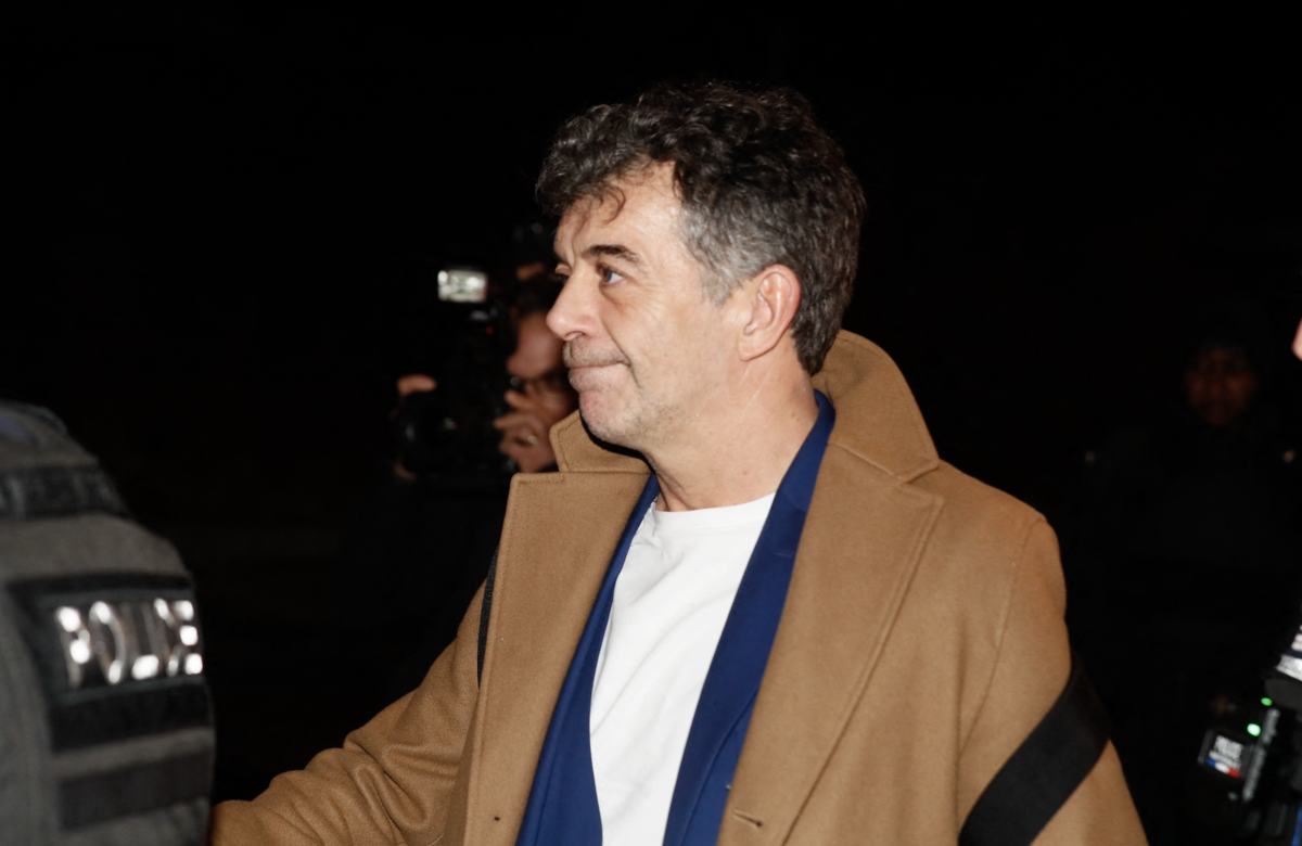 Stéphane Plaza placé en garde à vue : “contrairement à ce qu’affirment ses avocats…”, sa défense mise à mal