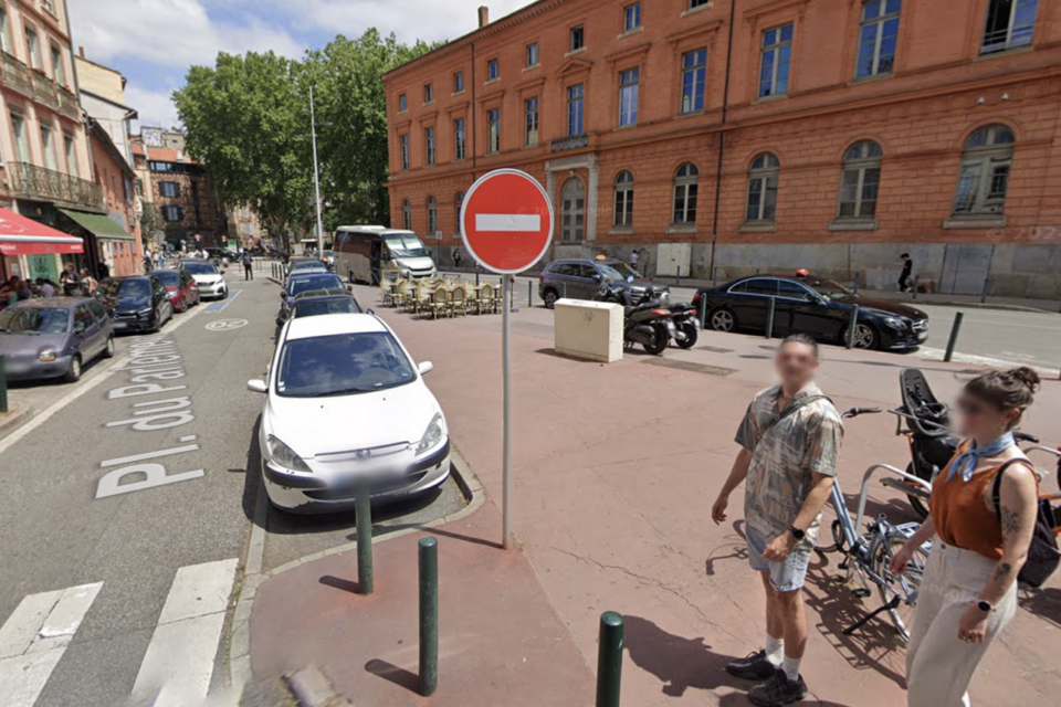 La place du Parlement, avant les travaux 