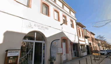 Après sa piscine qui va rester fermée tout l'été, une commune près de Toulouse perd son unique librairie-café