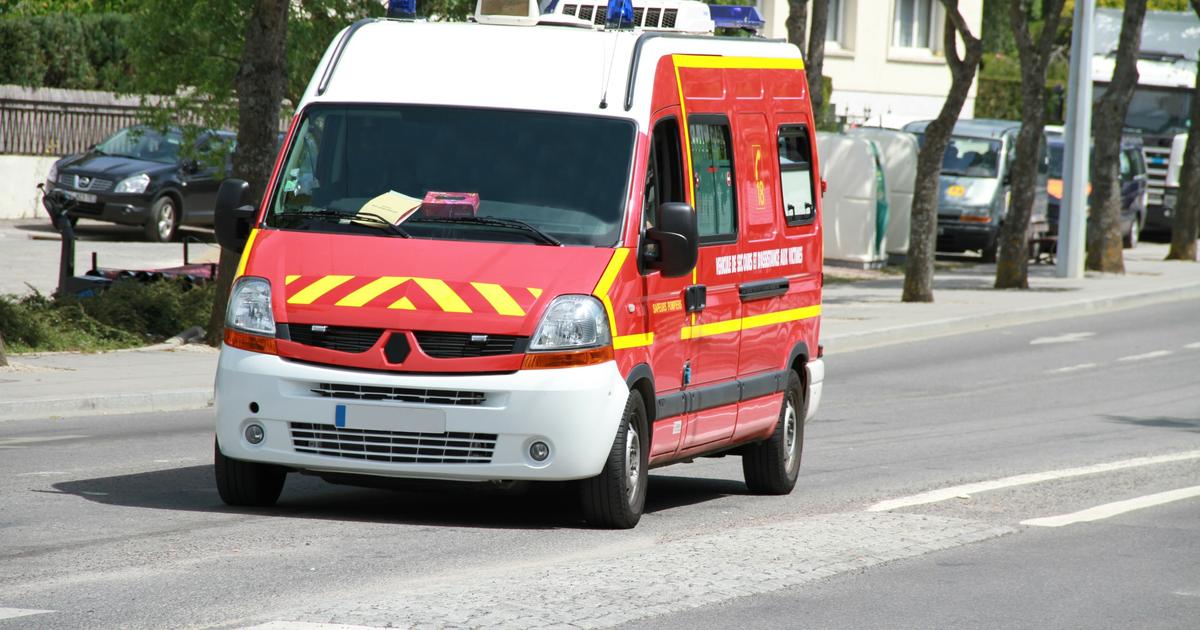 un incendie s’est déclenché au sommet d’un centre commercial