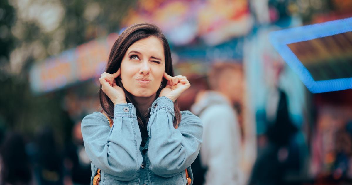 Pourquoi les femmes entendent plus fort que les hommes