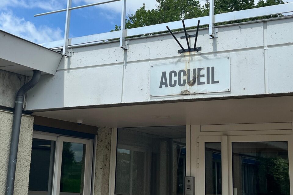 Le CDEF peut accueillir jusqu'à 248 enfants. Aujourd'hui, ils en prennent 247 en charge, avec des unités, pour certaines, surchargées. 