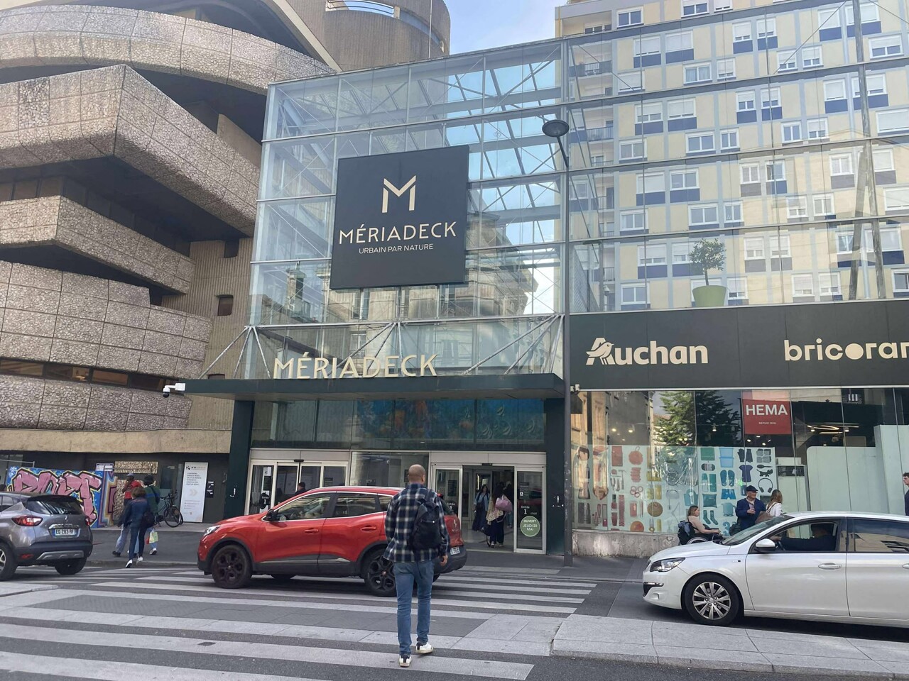 quels centres commerciaux et hypermarchés sont ouverts en Gironde ?