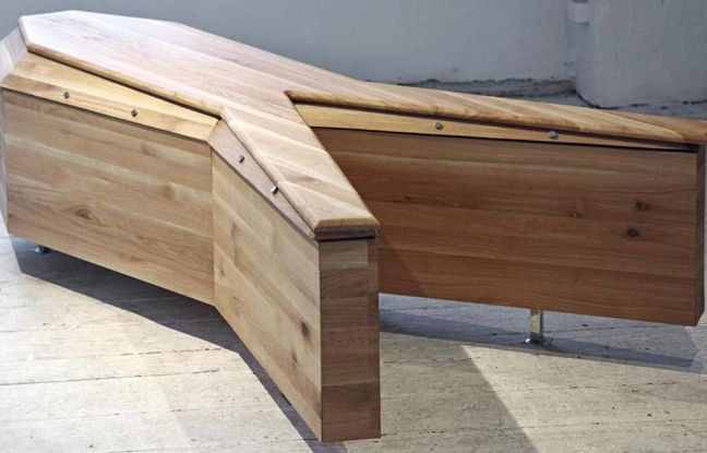 Mort de l’inventeur de l’étonnant cercueil à deux jambes