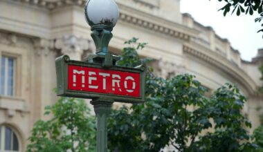 la préfecture de police de Paris fait fermer plusieurs stations de métro pour la finale PSG-Inter