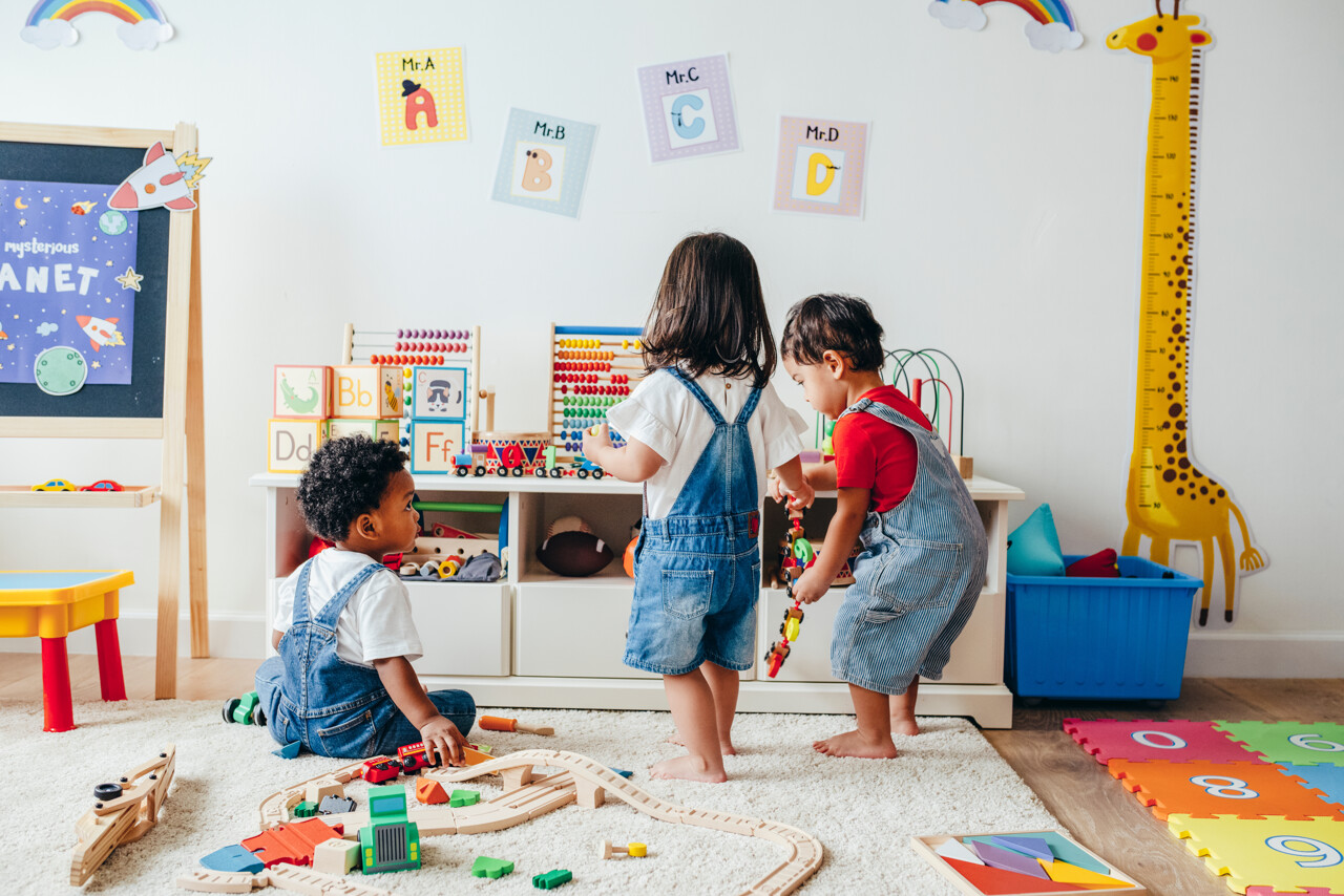 dans le Val-de-Marne, la gauche se mobilise face aux fermetures de crèches