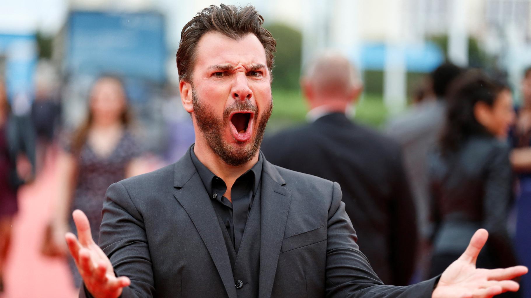 Au Festival de Cannes, Michaël Youn et Kev Adams ont osé un look calvitie sur le tapis rouge