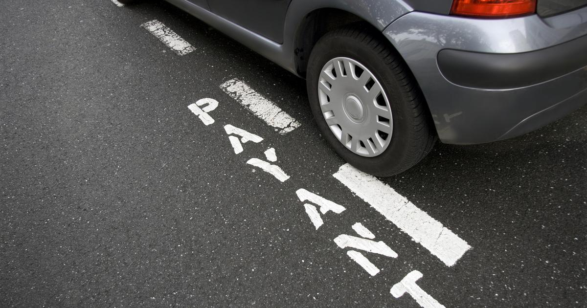 La grogne des agents du fisc pour garder des places de parking gratuites