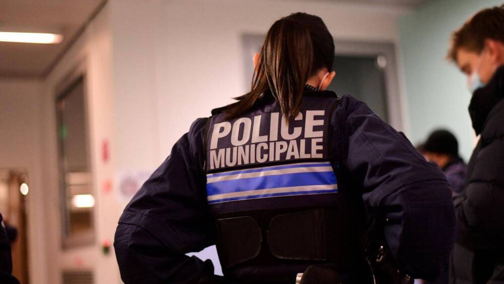 Il tranche le bras d’un vendeur de cigarettes au Marché aux Puces à Marseille