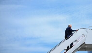 Trump dit "envisager" se rendre en Turquie jeudi pour des discussions Ukraine-Russie