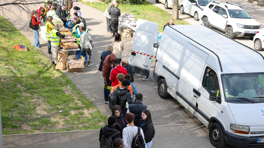 Sur le campus de Luminy, des distributions alimentaires pour les étudiants précaires