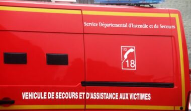 Un ado chute du troisième étage en voulant saluer un ami