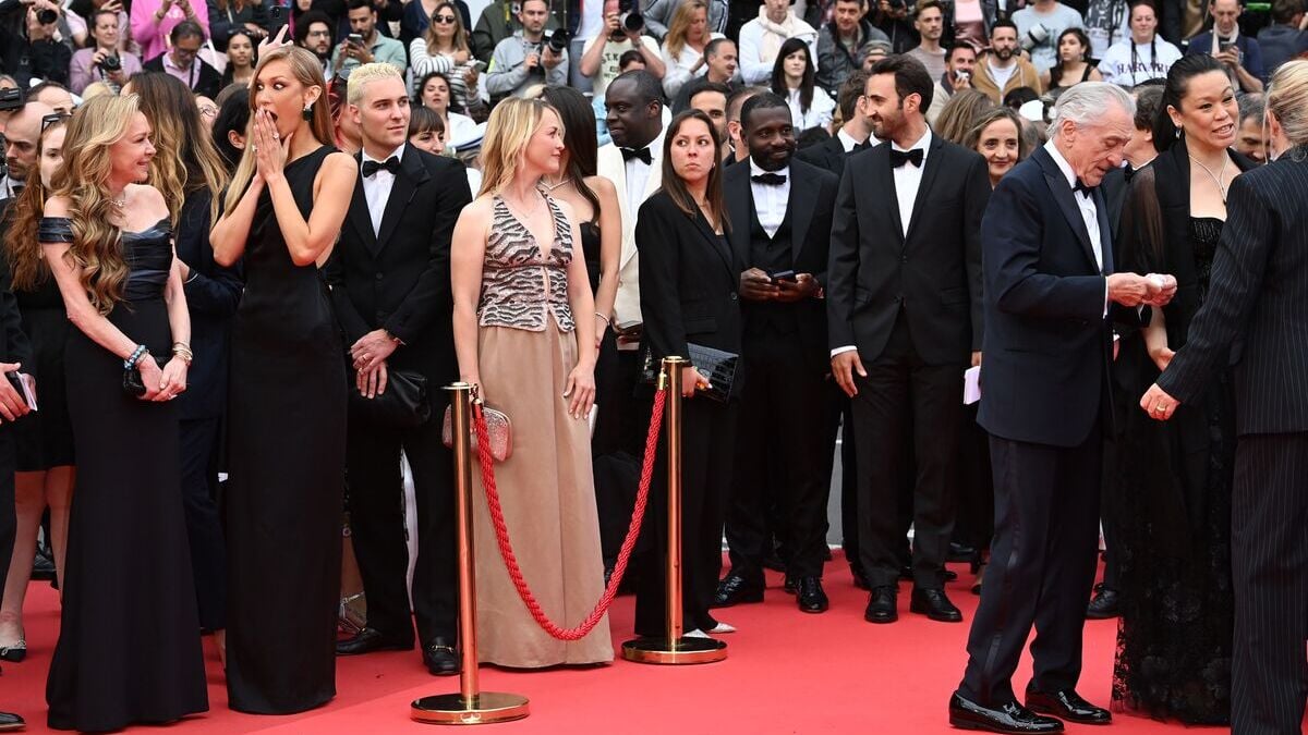 En plein Festival de Cannes, cette star dévoile ses tétons sous une robe transparente : "C'est inattendu"
